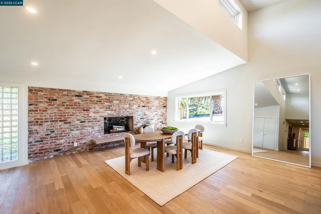105 Hillcroft Walnut Creek CA 94597