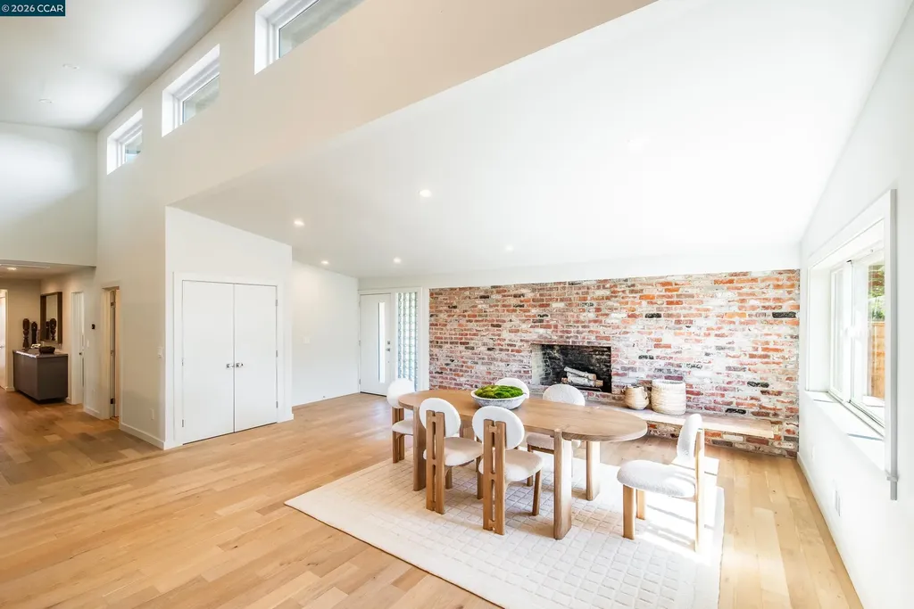 105 Hillcroft Walnut Creek CA 94597