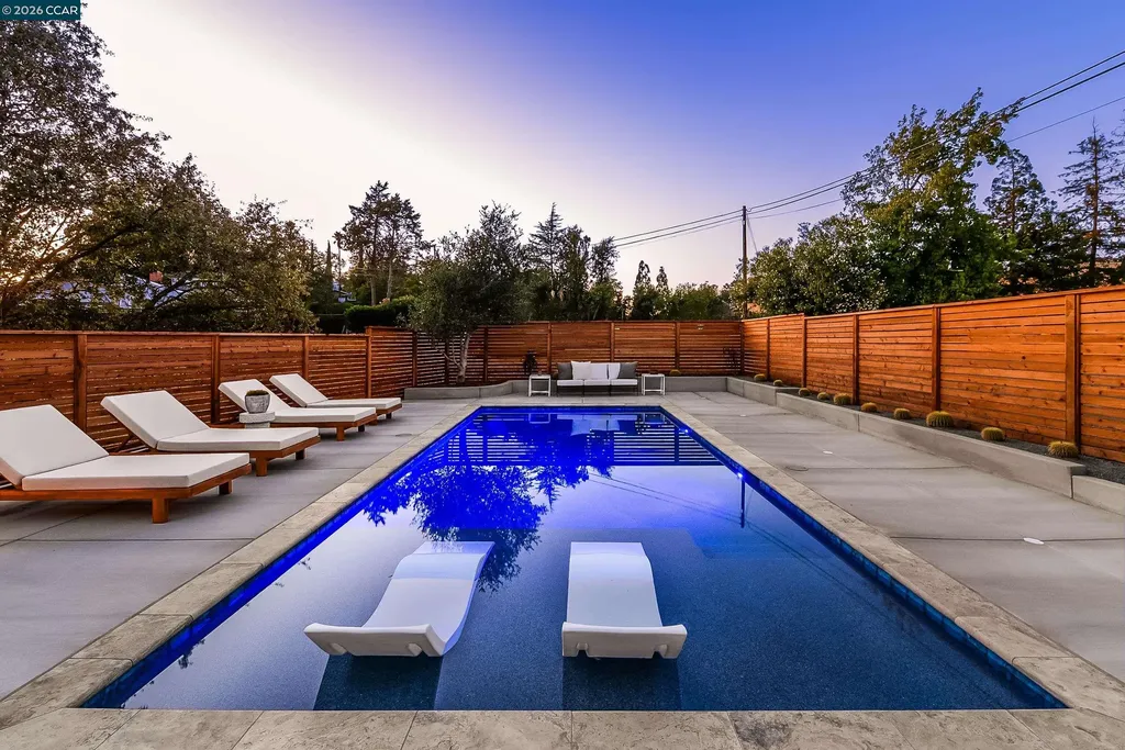 105 Hillcroft Walnut Creek CA 94597