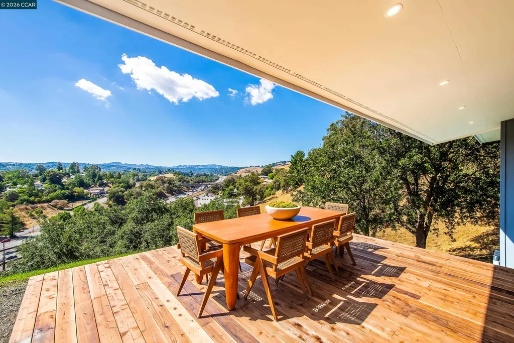105 Hillcroft Walnut Creek CA 94597