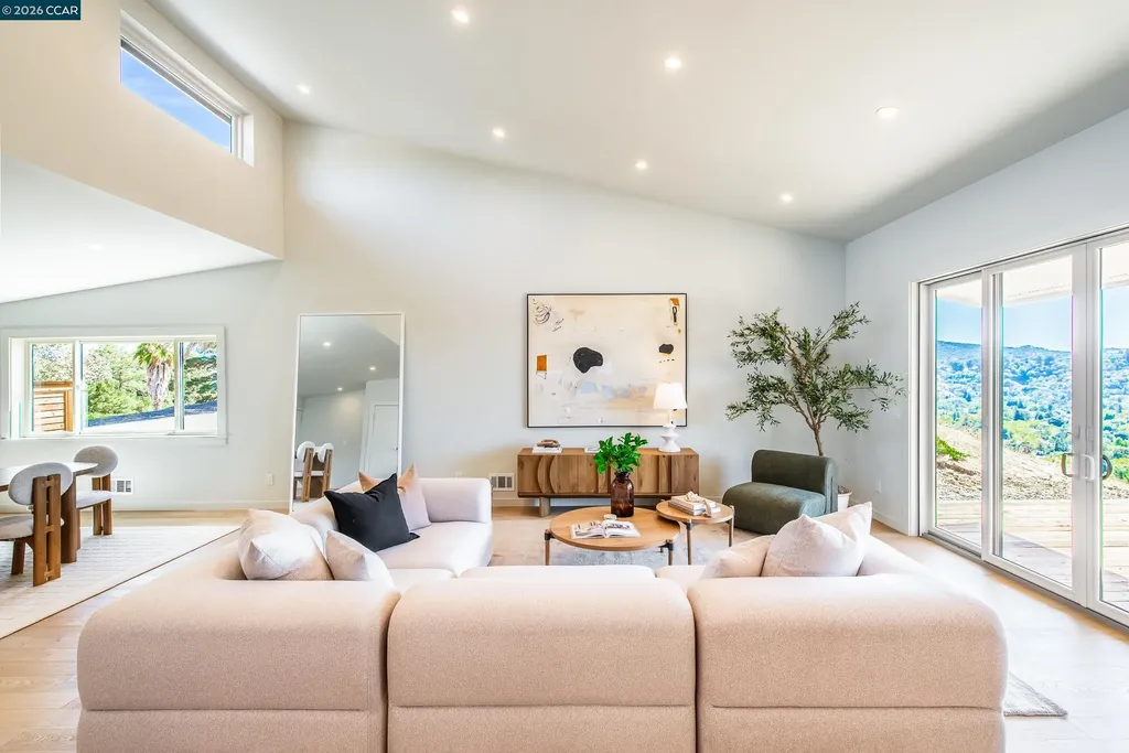 105 Hillcroft Walnut Creek CA 94597