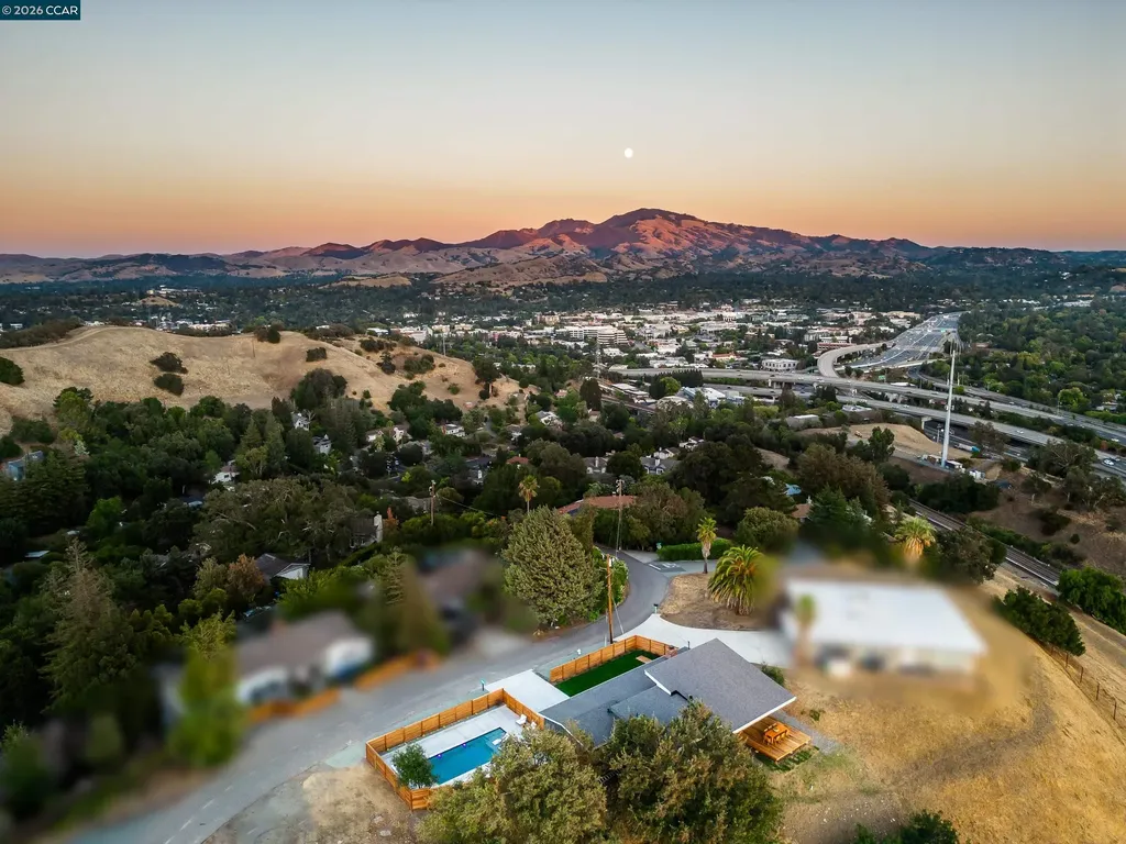 105 Hillcroft Walnut Creek CA 94597
