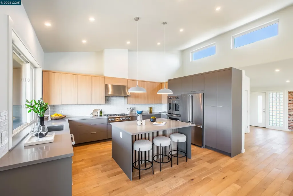 105 Hillcroft Walnut Creek CA 94597