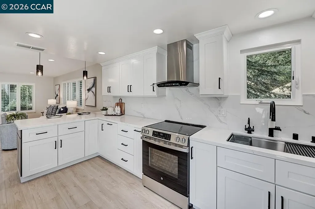 1517 Oakmont Drive Walnut Creek CA 94595