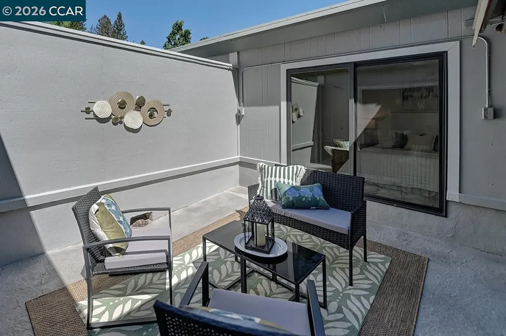 1517 Oakmont Drive Walnut Creek CA 94595