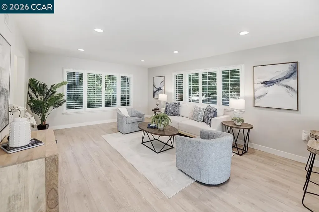 1517 Oakmont Drive Walnut Creek CA 94595