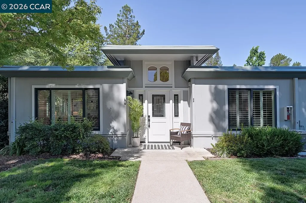 1517 Oakmont Drive Walnut Creek CA 94595