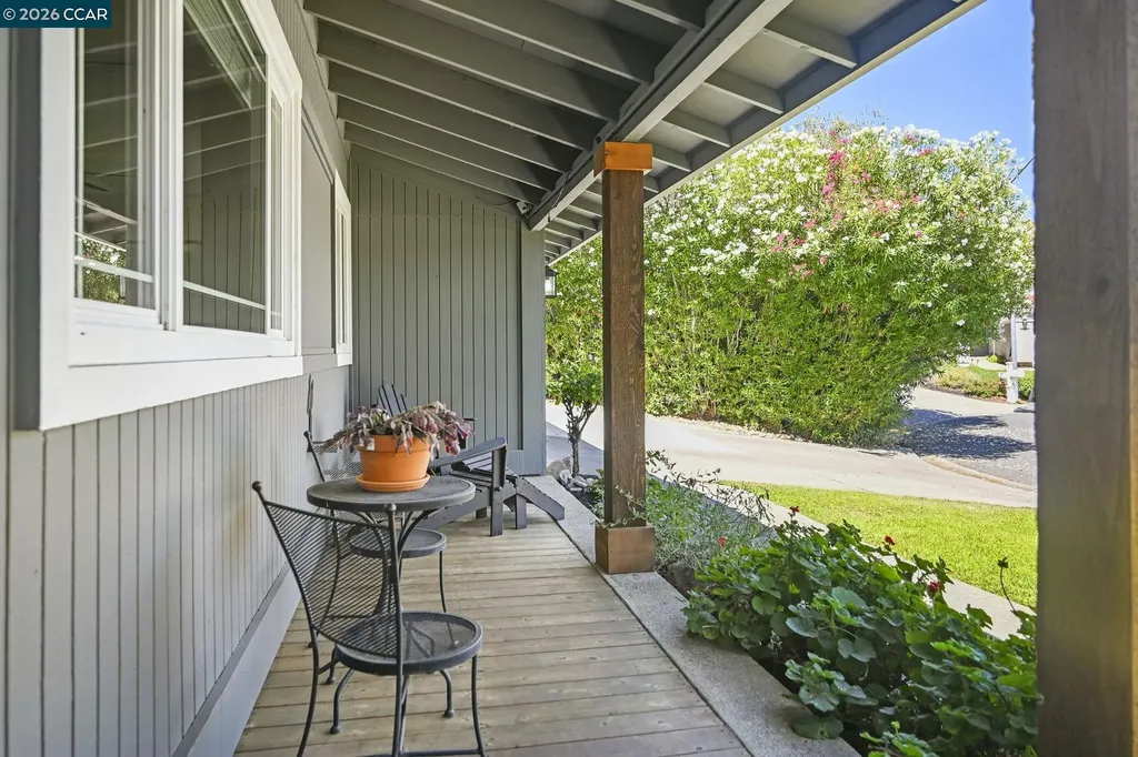 139 Mt Everest Court Clayton CA 94517