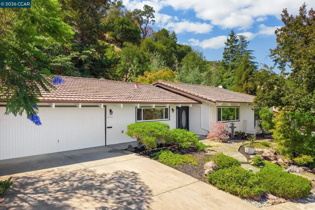 4050 Saint Marys Street Martinez CA 94553