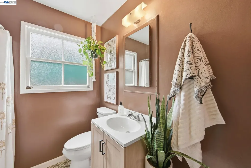 922 Paseo Grande San Lorenzo CA 94580