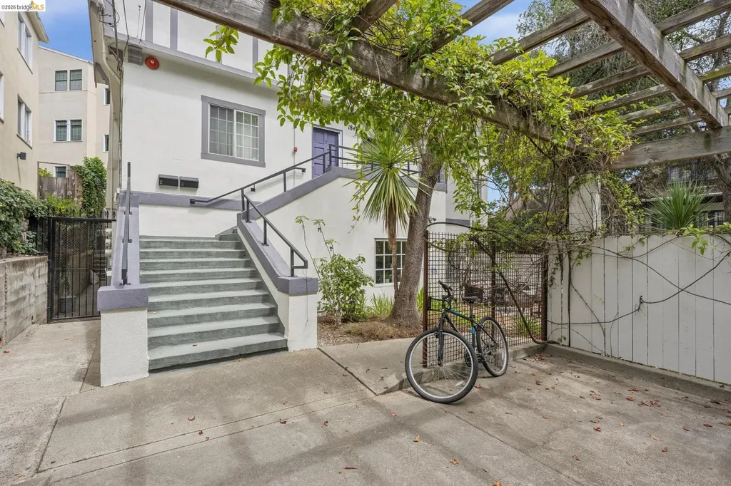 1849 Arch Street Berkeley CA 94709