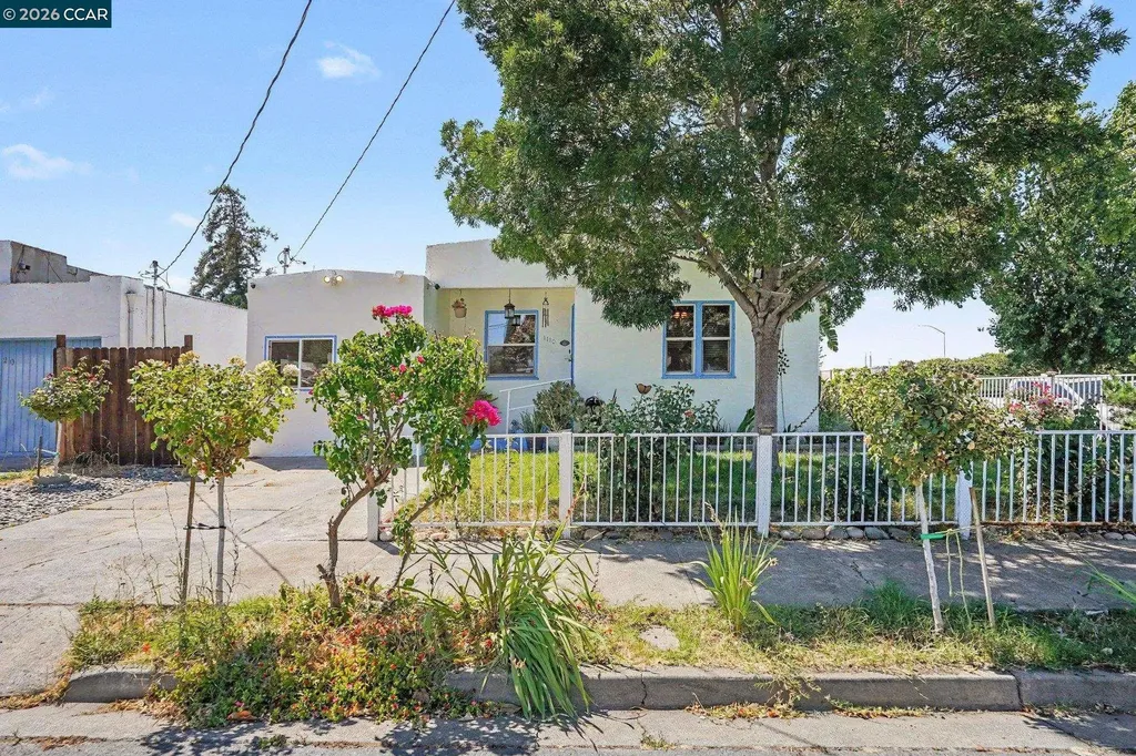 1110 Laurel Avenue Pittsburg CA 94565