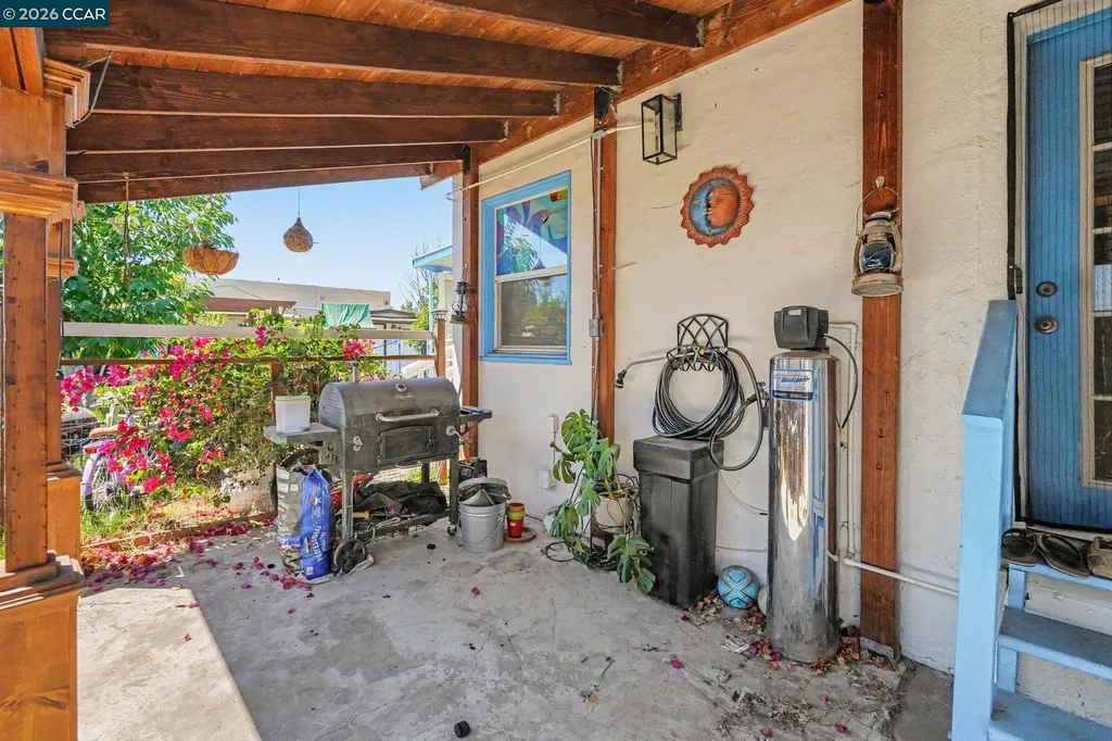 1110 Laurel Avenue Pittsburg CA 94565