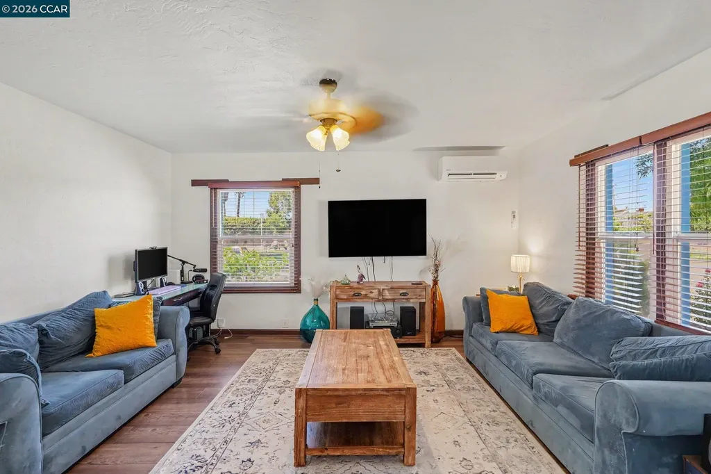 1110 Laurel Avenue Pittsburg CA 94565