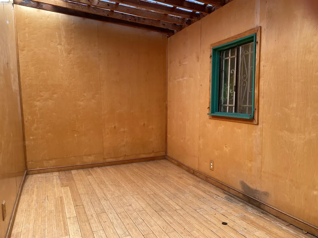 1133 Wood Street Oakland CA 94607