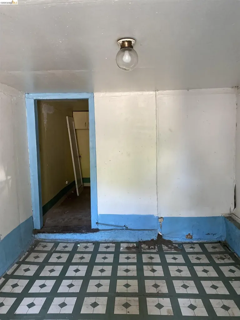 1133 Wood Street Oakland CA 94607