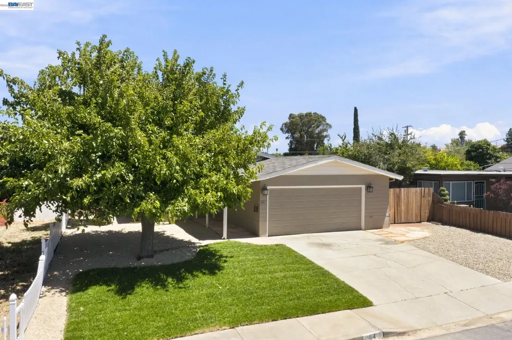 54 Lakeview Drive Bay Point CA 94565