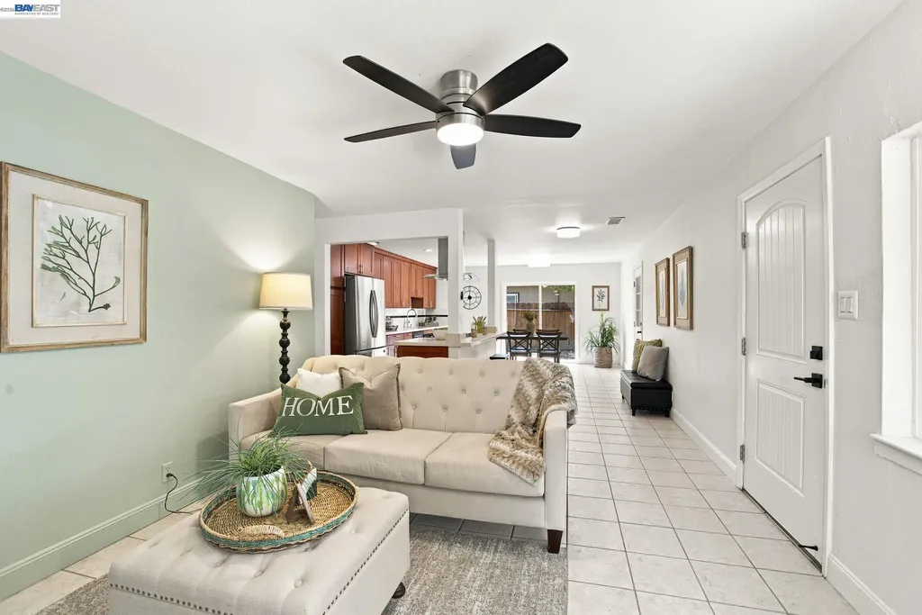 54 Lakeview Drive Bay Point CA 94565