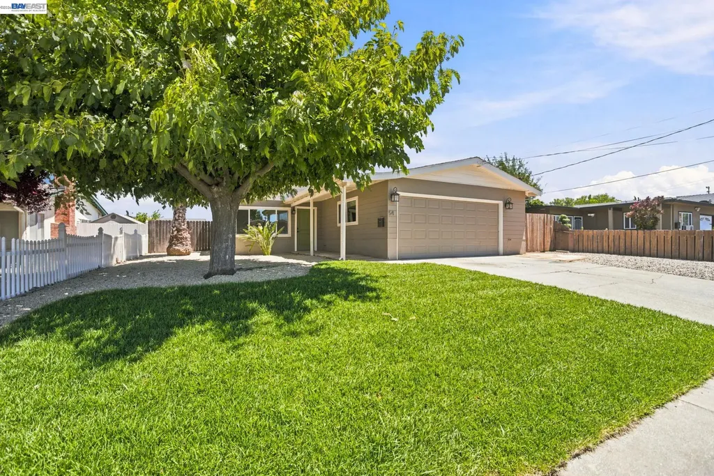 54 Lakeview Drive Bay Point CA 94565