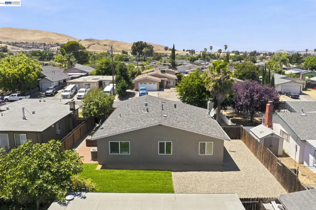 54 Lakeview Drive Bay Point CA 94565