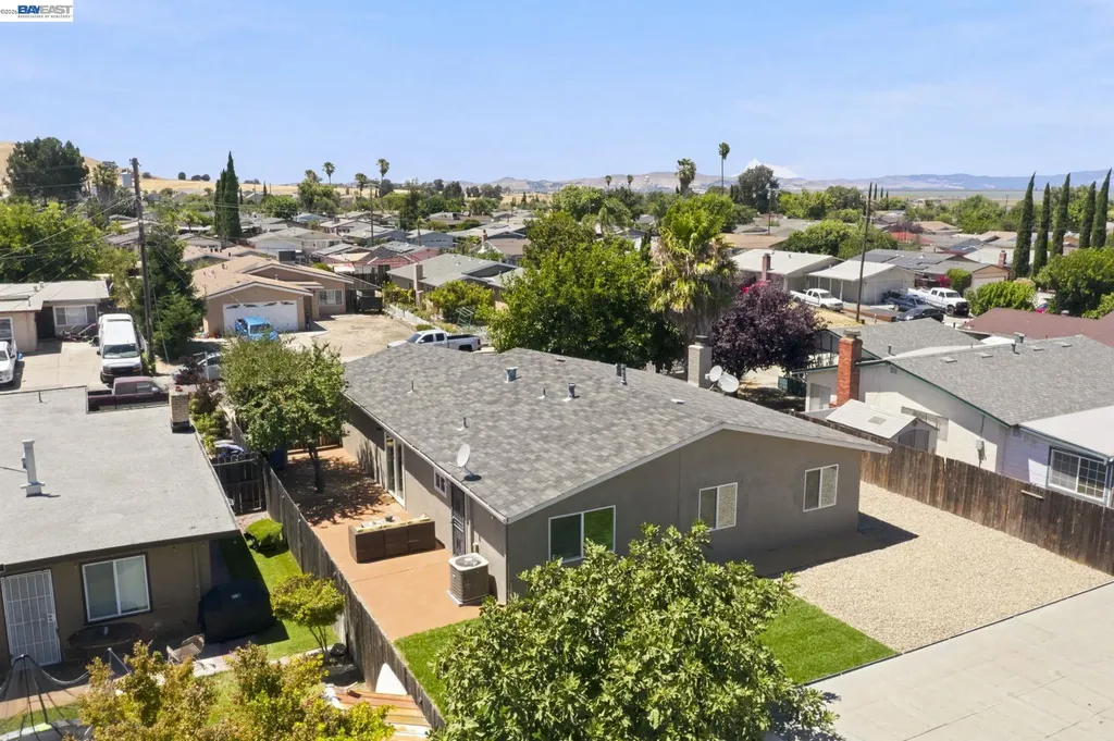 54 Lakeview Drive Bay Point CA 94565