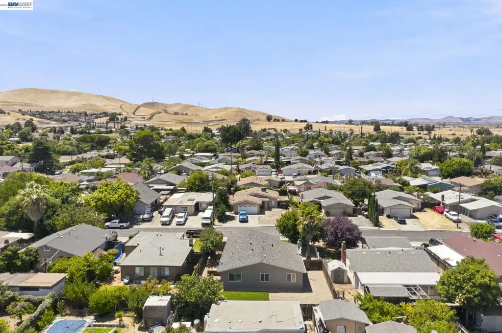 54 Lakeview Drive Bay Point CA 94565