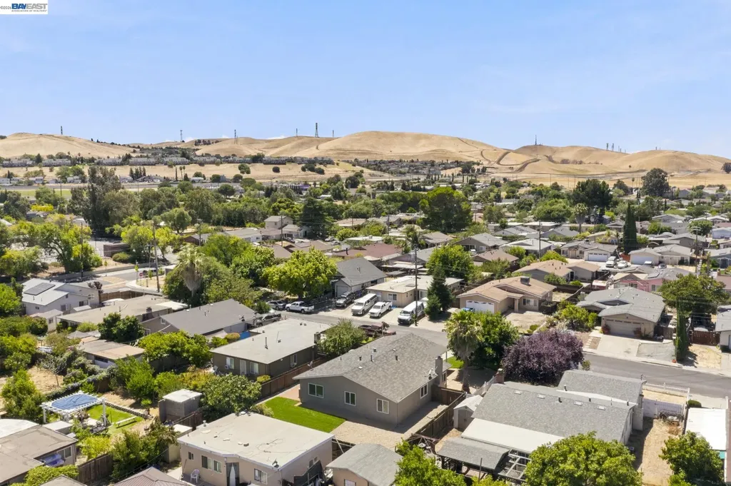 54 Lakeview Drive Bay Point CA 94565