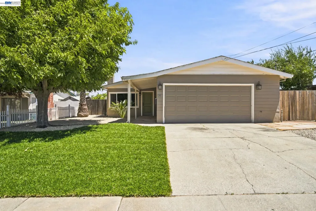54 Lakeview Drive Bay Point CA 94565
