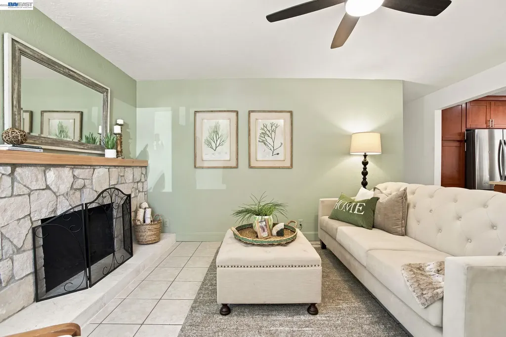 54 Lakeview Drive Bay Point CA 94565