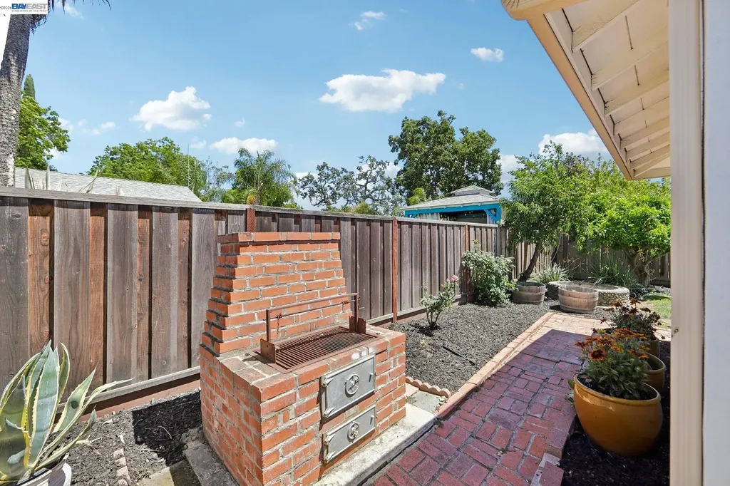 1253 4th Street Livermore CA 94550