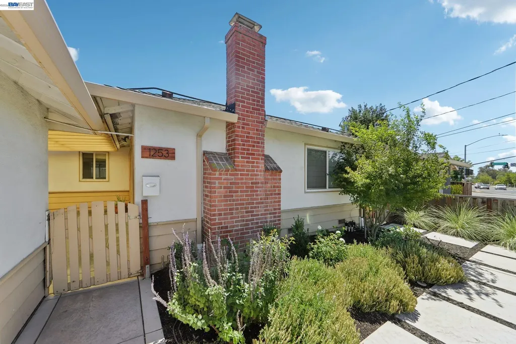 1253 4th Street Livermore CA 94550