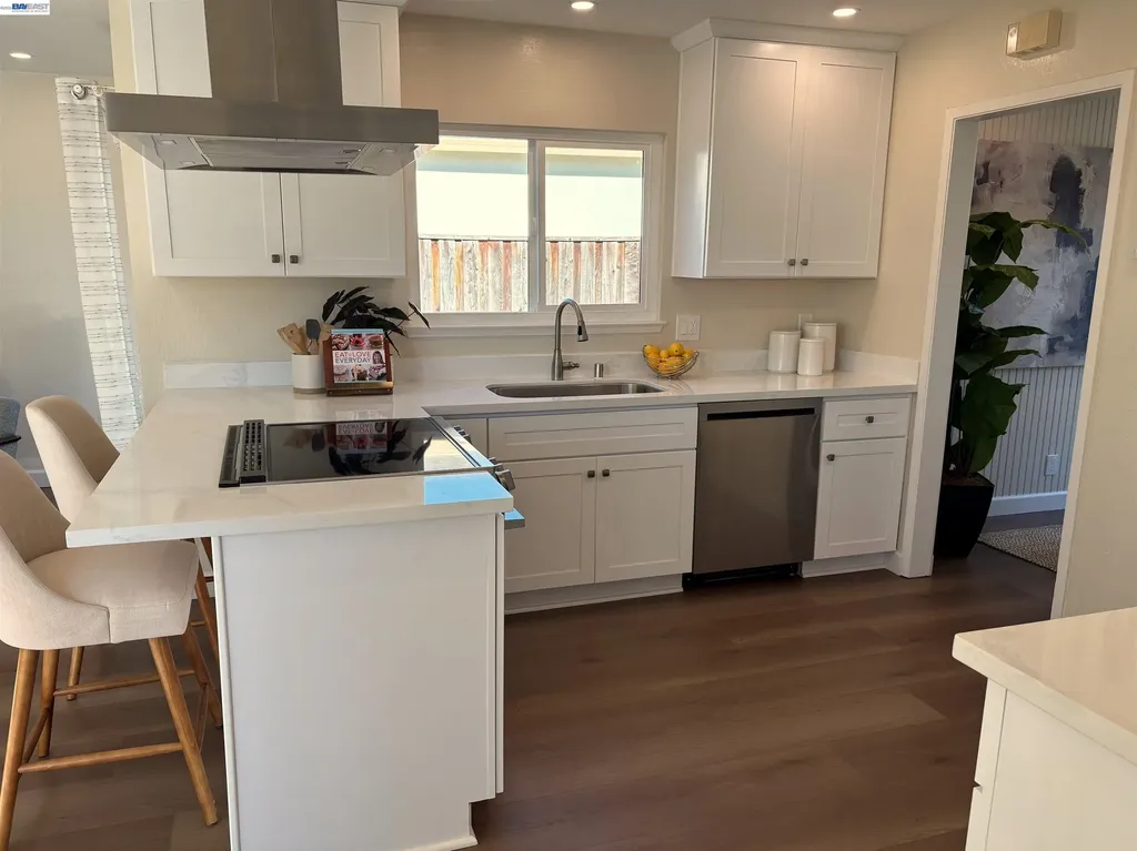 4837 Valpey Park Avenue Fremont CA 94538