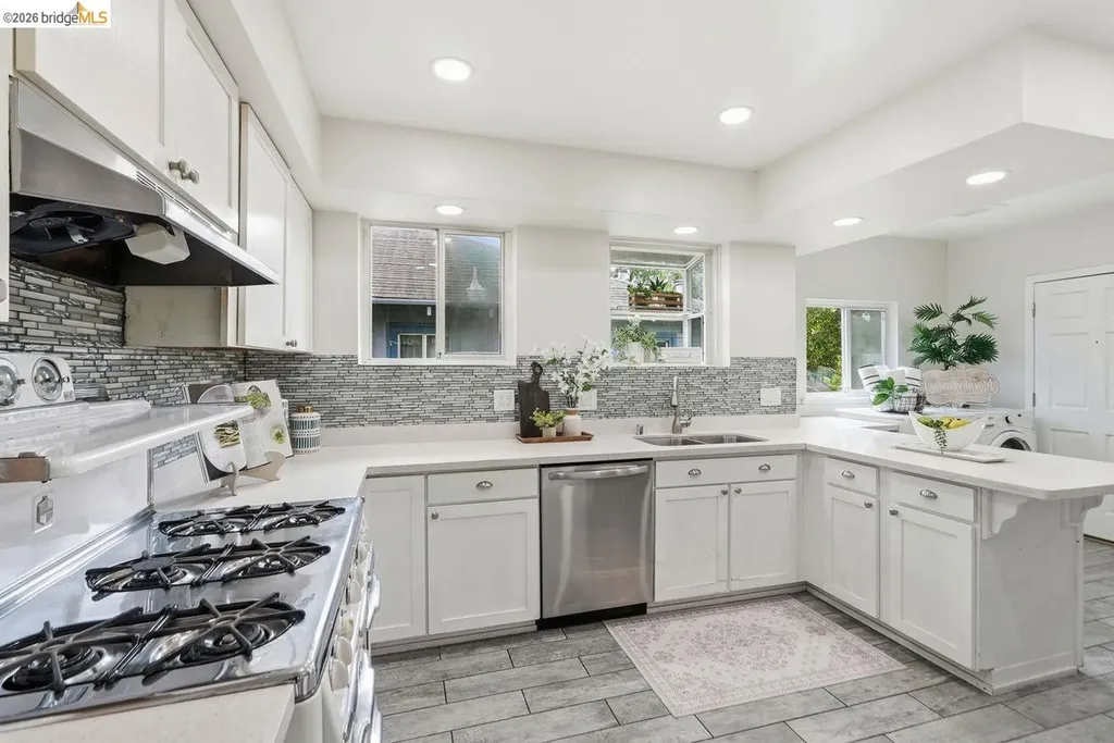 2840 Stanton Street Berkeley CA 94702