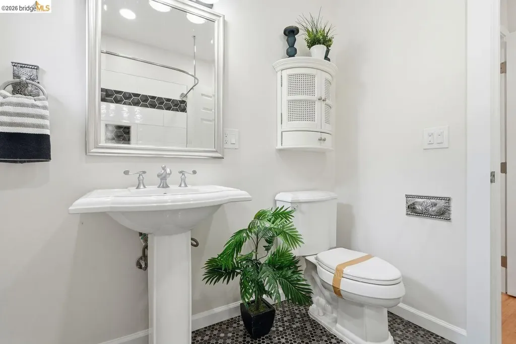 2840 Stanton Street Berkeley CA 94702