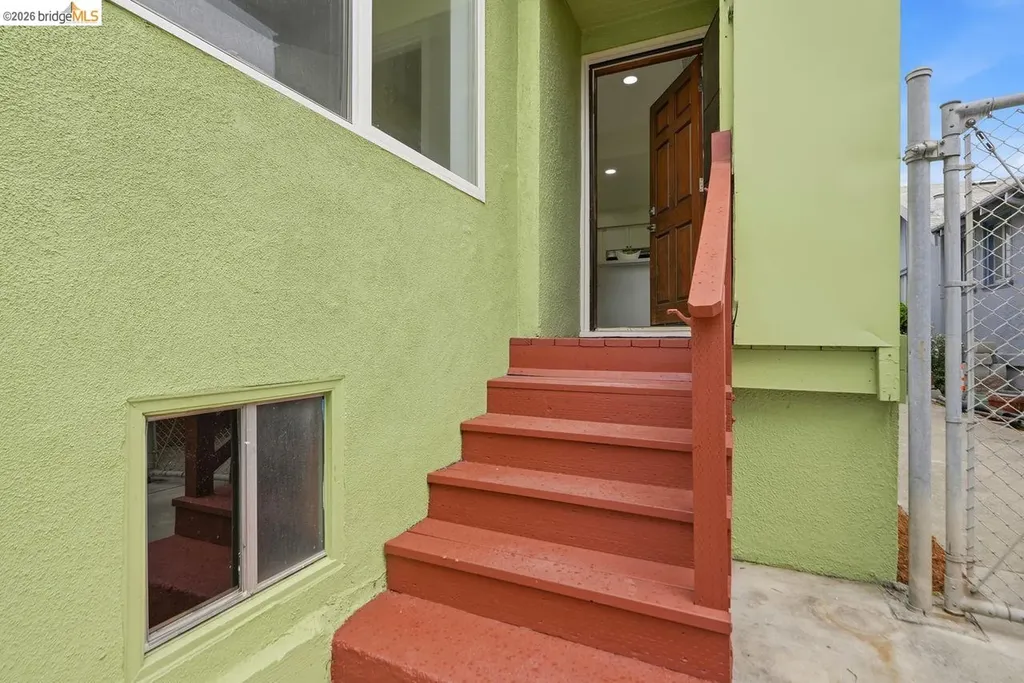 2840 Stanton Street Berkeley CA 94702