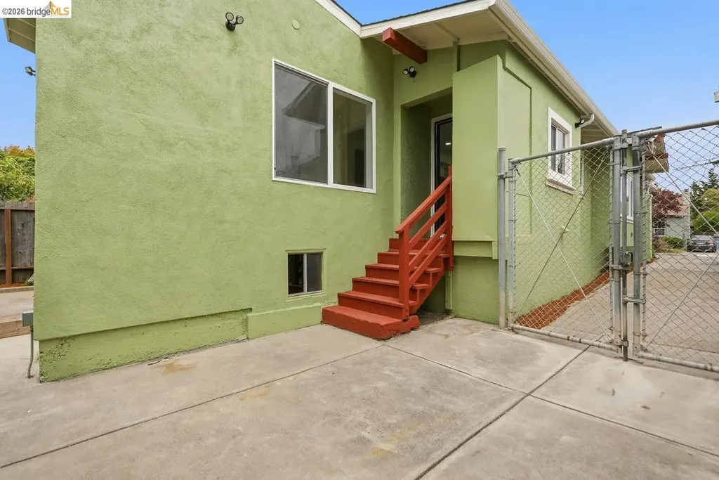 2840 Stanton Street Berkeley CA 94702