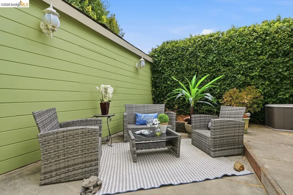 2840 Stanton Street Berkeley CA 94702