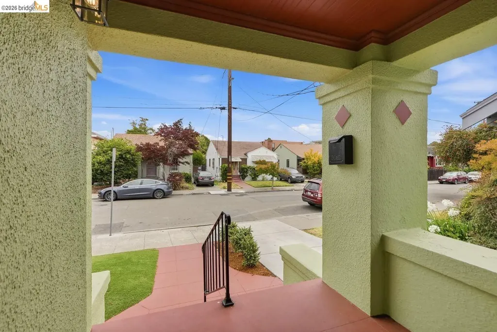 2840 Stanton Street Berkeley CA 94702