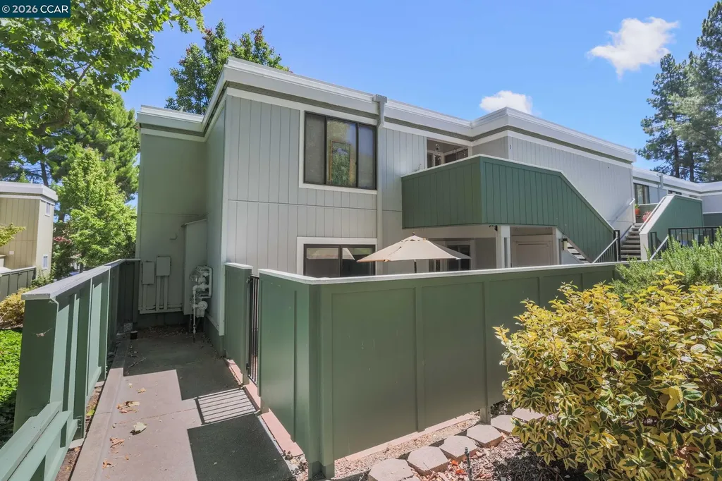 1100 Singingwood Court Walnut Creek CA 94595