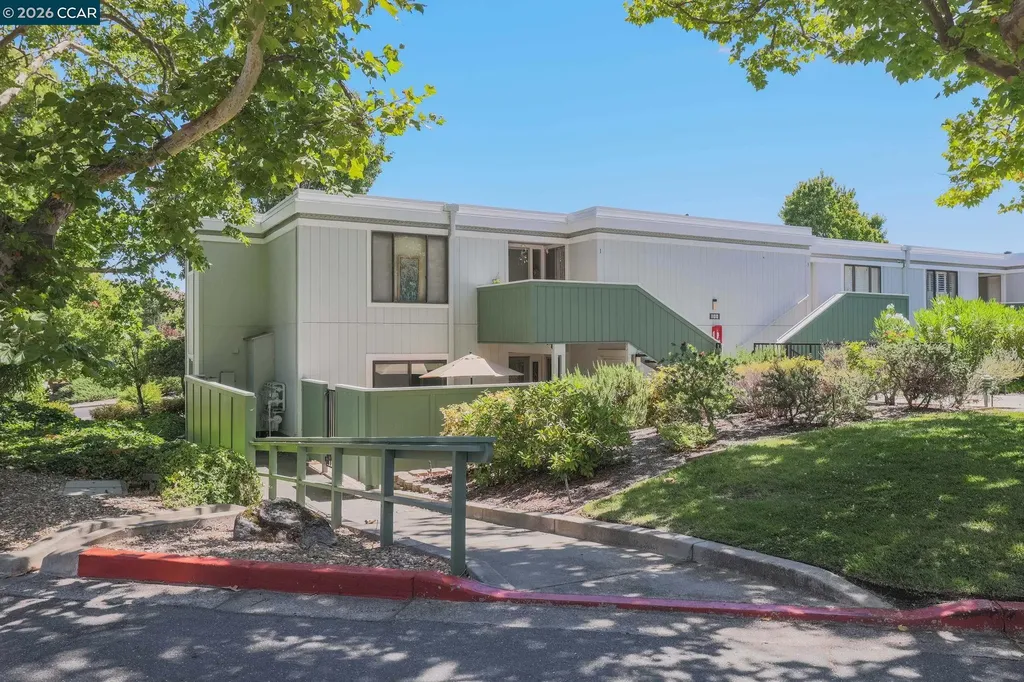 1100 Singingwood Court Walnut Creek CA 94595