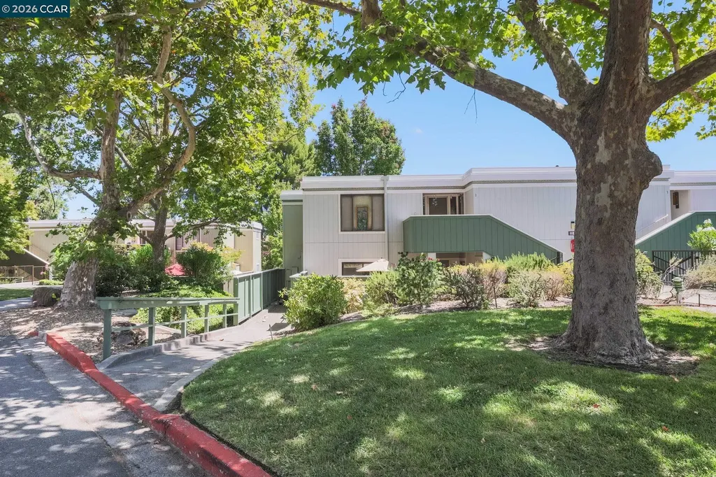 1100 Singingwood Court Walnut Creek CA 94595