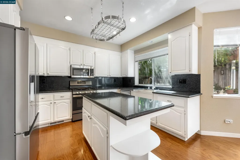 612 Julpun Loop Clayton CA 94517