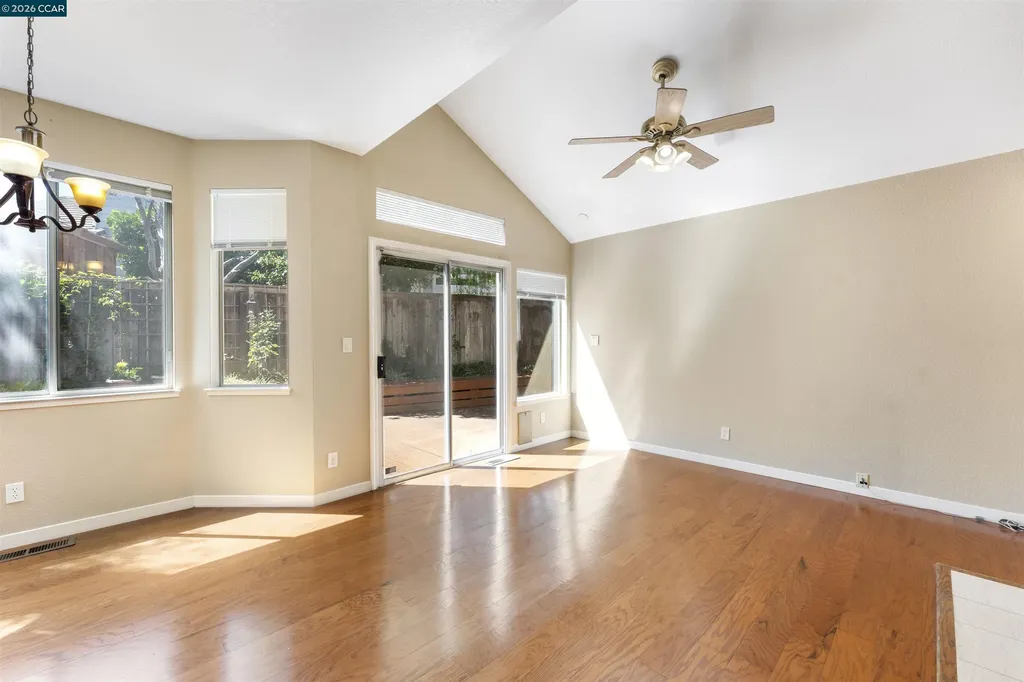 612 Julpun Loop Clayton CA 94517