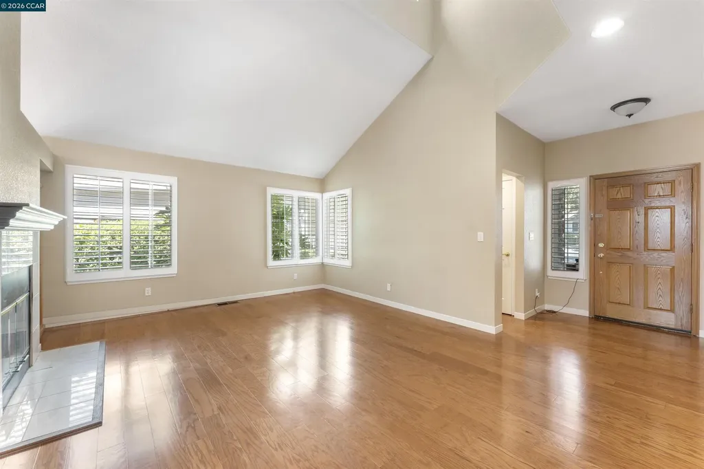 612 Julpun Loop Clayton CA 94517