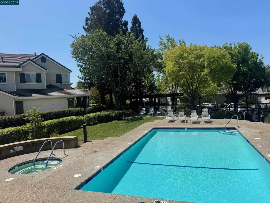612 Julpun Loop Clayton CA 94517
