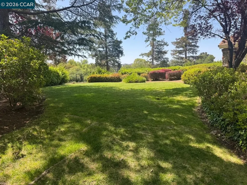 612 Julpun Loop Clayton CA 94517