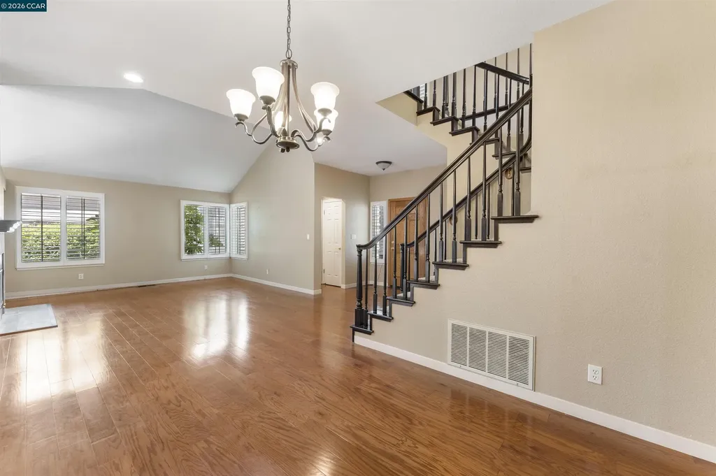 612 Julpun Loop Clayton CA 94517