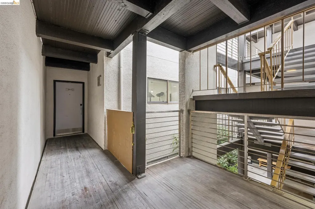 7 Embarcadero West Oakland CA 94607