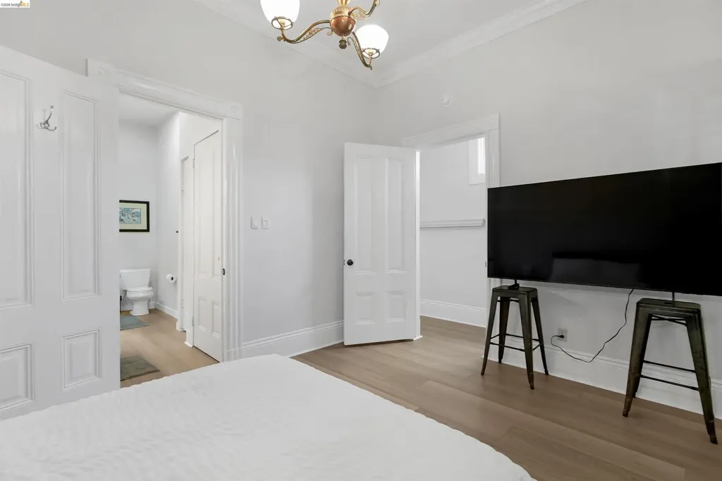 2654 Bush Street San Francisco CA 94115