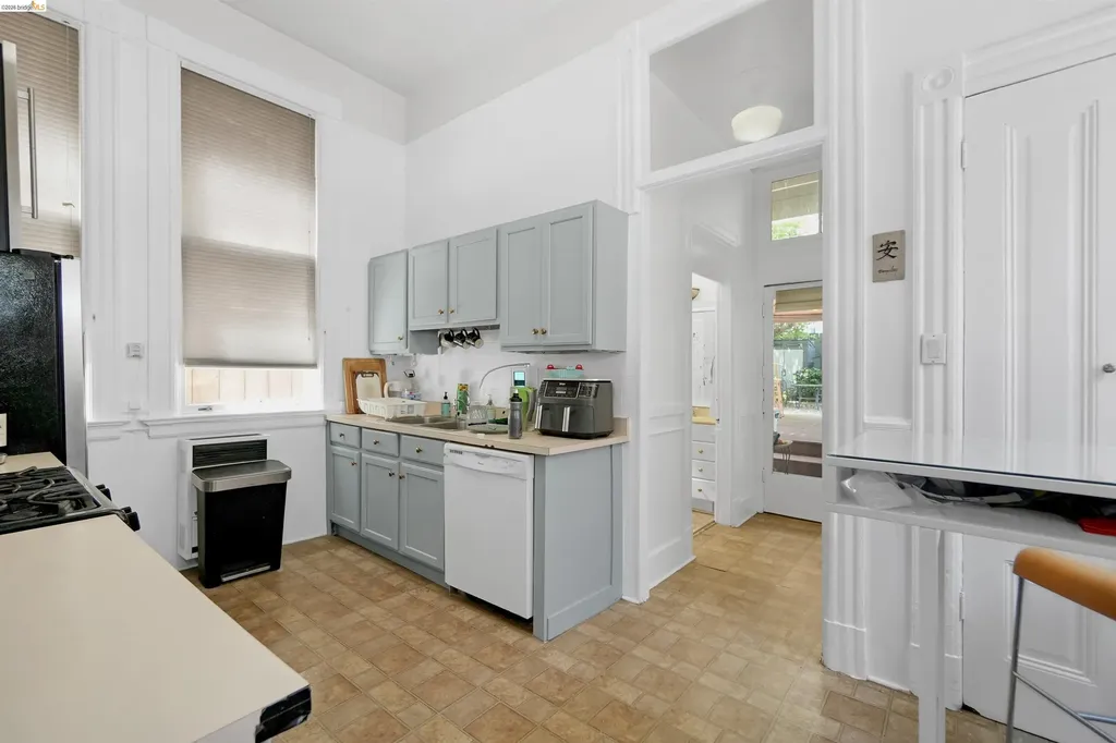 2654 Bush Street San Francisco CA 94115